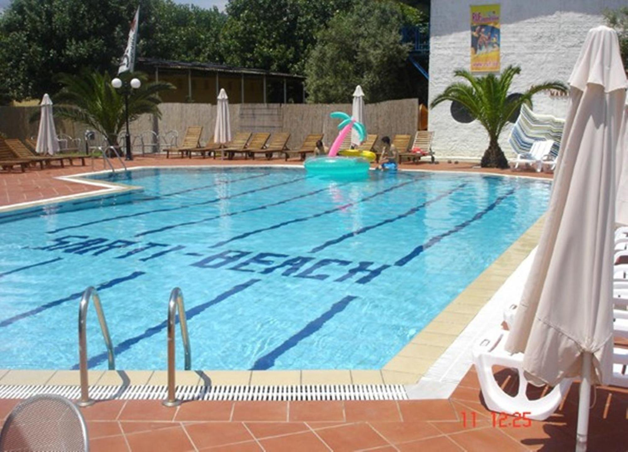 Hotel Sarti Beach エクステリア 写真