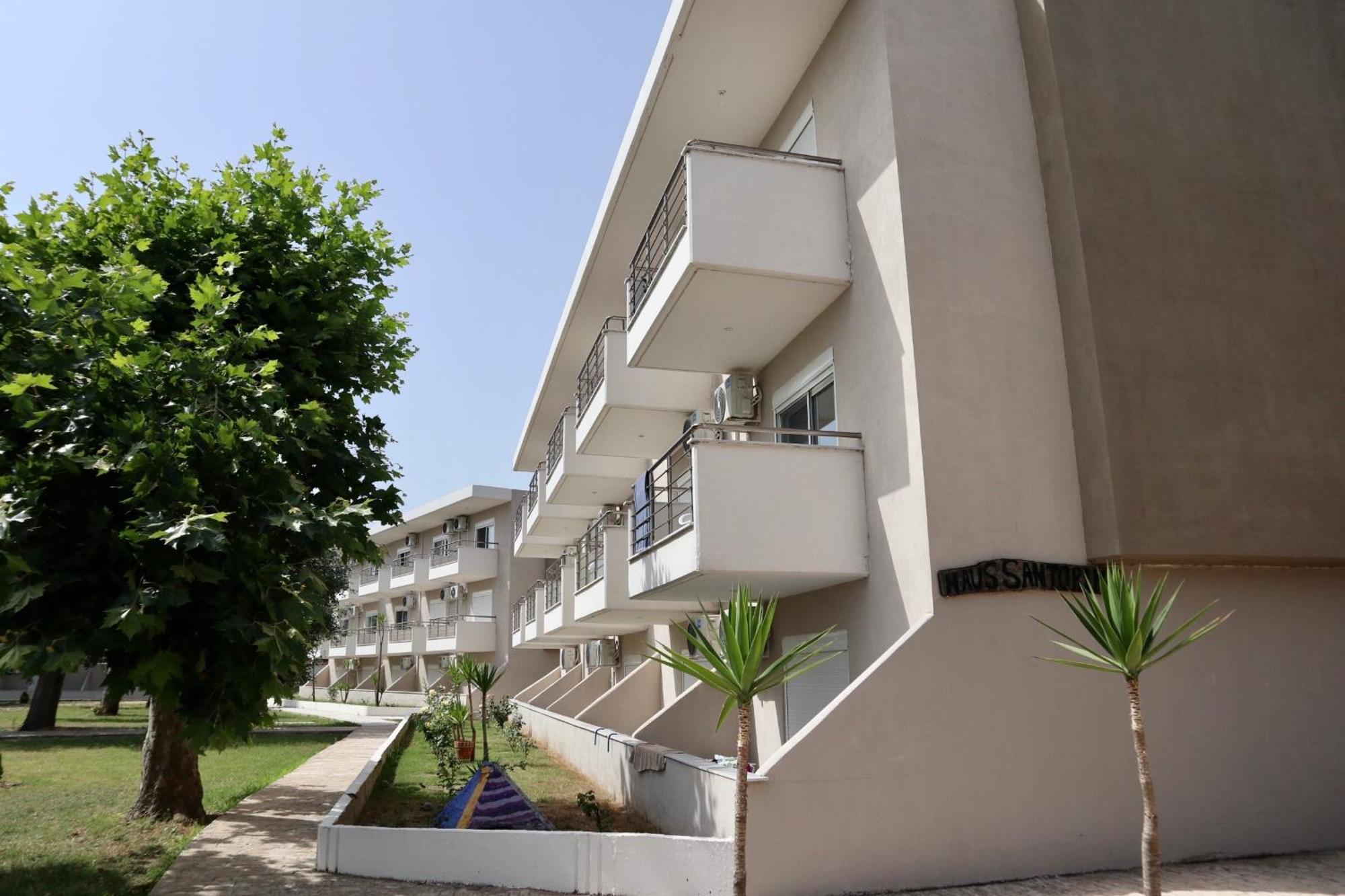Hotel Sarti Beach エクステリア 写真