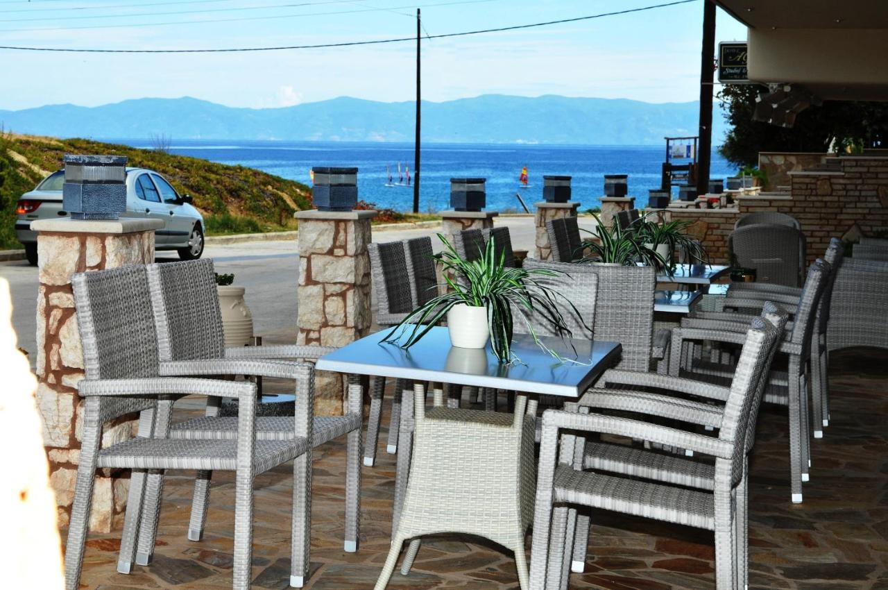 Hotel Sarti Beach エクステリア 写真